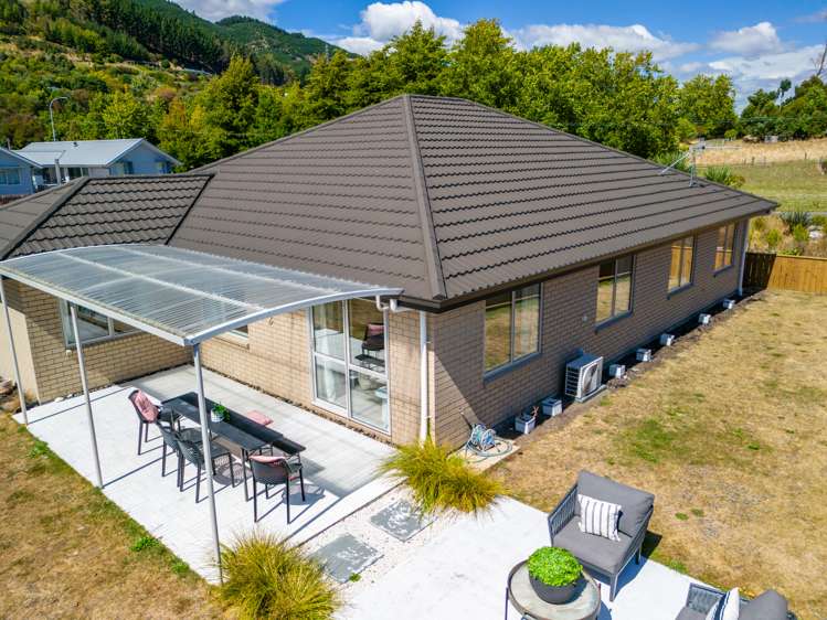 26 Pine Crest Drive Richmond_16