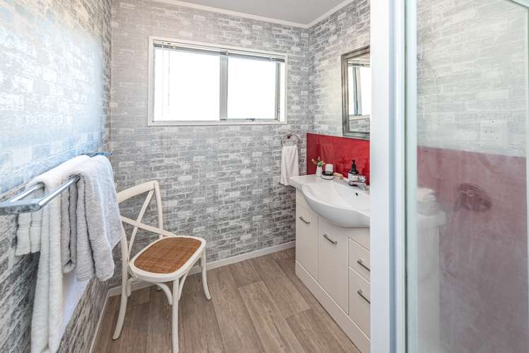 33/1 Matarawa Street Wanganui East_9