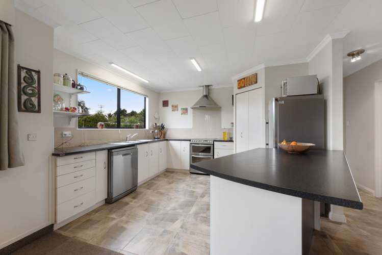 2 Hathaway Street Spring Creek_9