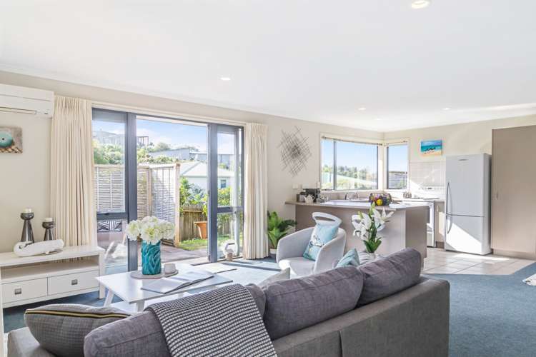 6 Robinia Place Snells Beach_29