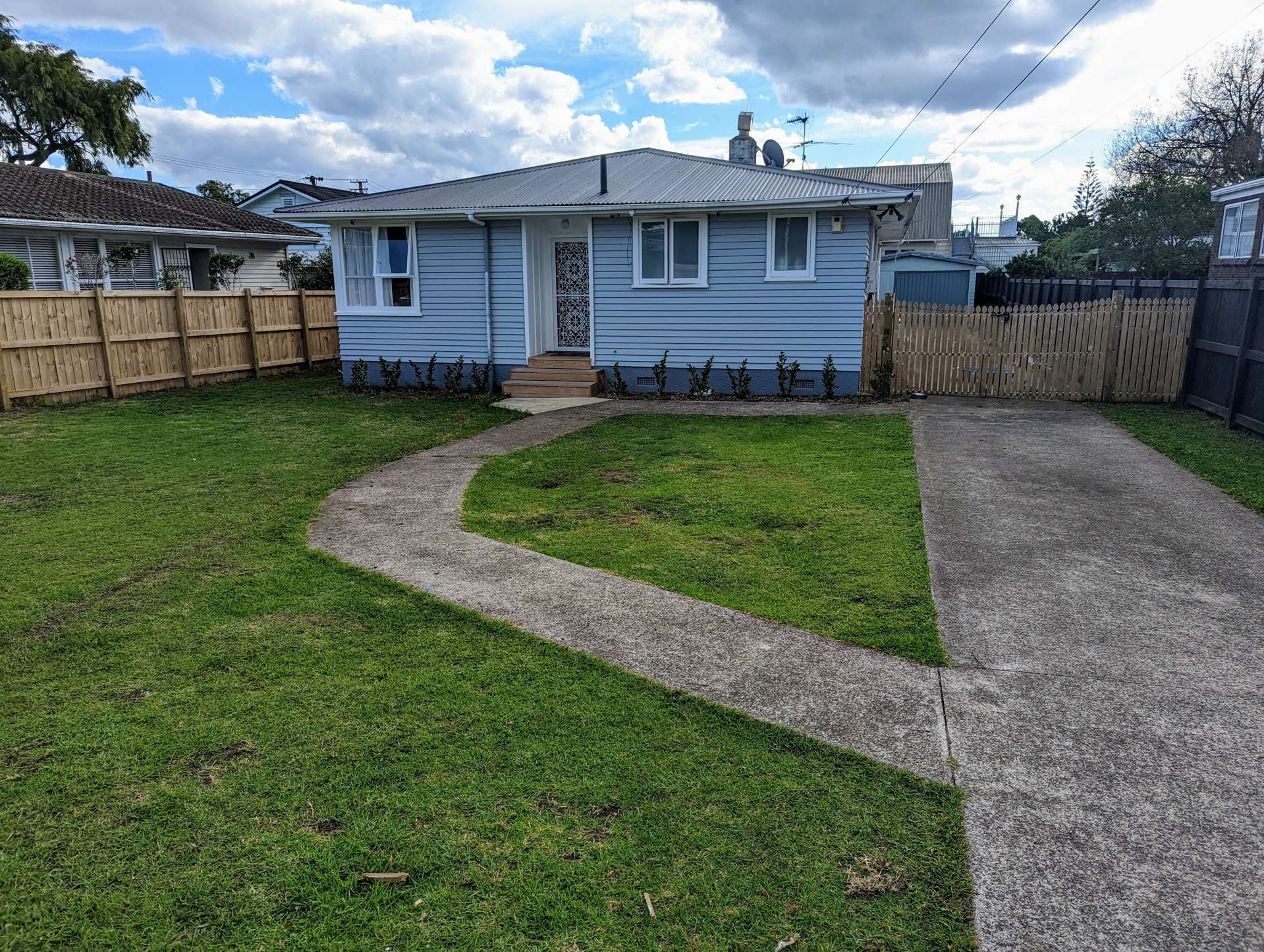 55 Sullivan Avenue Mangere Bridge_0