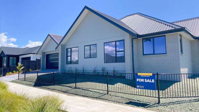 2 Moyle Street Wainui_1