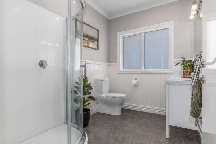 1068 Queen Street Levin_18