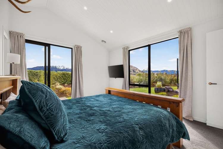 5 Torridon Court Jacks Point_13