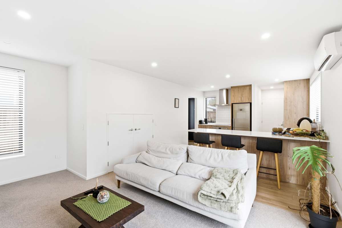 2/249 Lyttelton Street_2