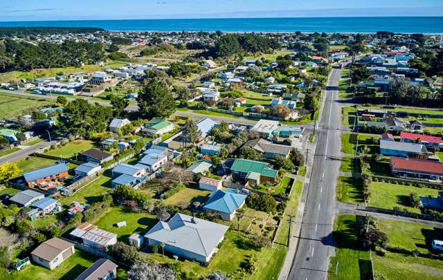 581 Waitarere Beach Road Waitarere Beach_2