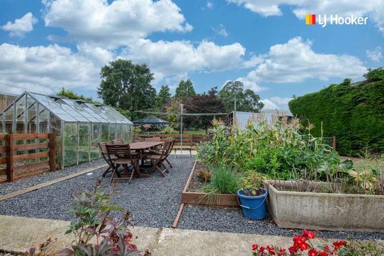 495 Centre Road Momona_15