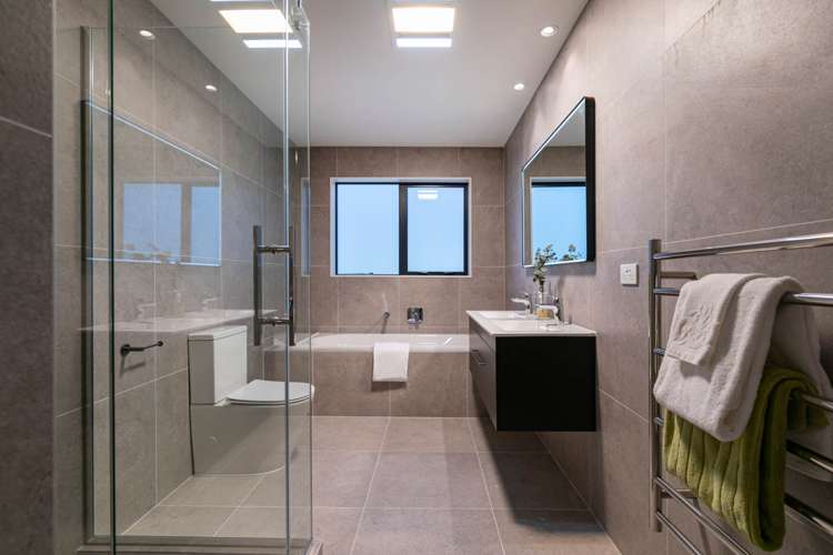 16 Kaupeka Road Orewa_8