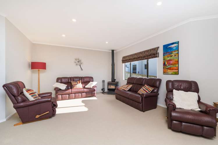 8 Greenwood Place Fitzherbert_20