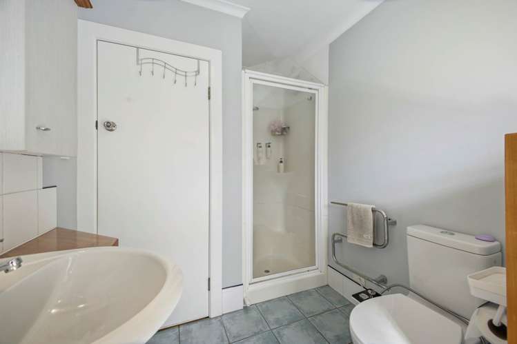 89 Beach Road Papakura_12