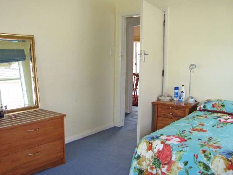 17 Harpham Street Taradale_13