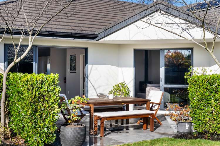 606 Nottingley Road Frimley_14