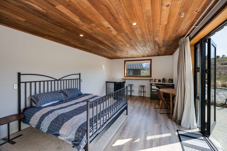 82 Threepwood Road Dalefield/Wakatipu Basin_21