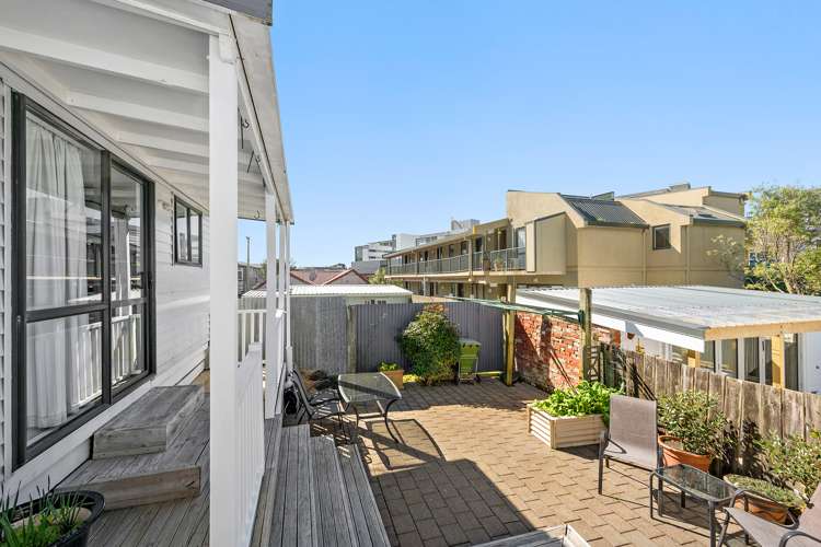 14a Hall Street Newtown_15