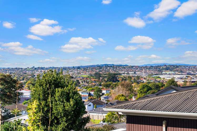 3 Riverhills Avenue Pakuranga Heights_19