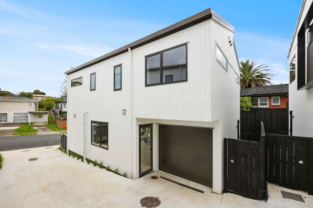 Lots 1-5/13 Meadway Sunnyhills_1
