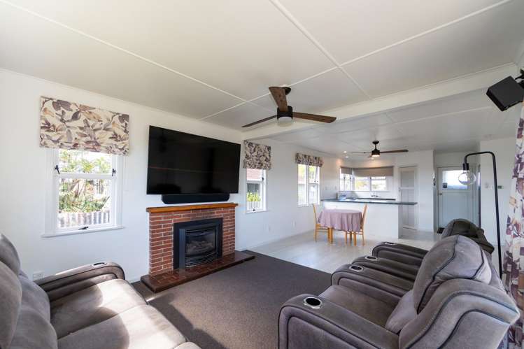 17 Folkestone Drive_2