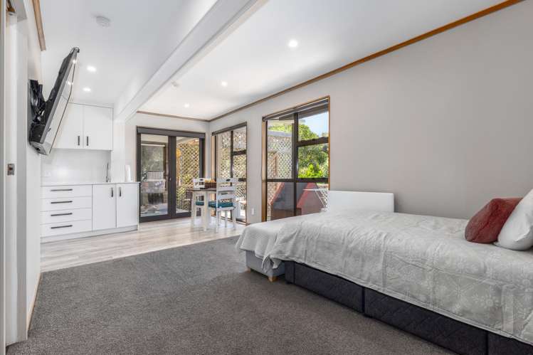 41 James Cook Drive Whitby_21