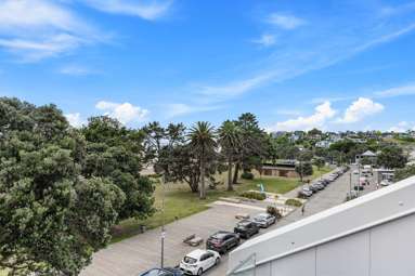 9/16 Beach Front Lane_3