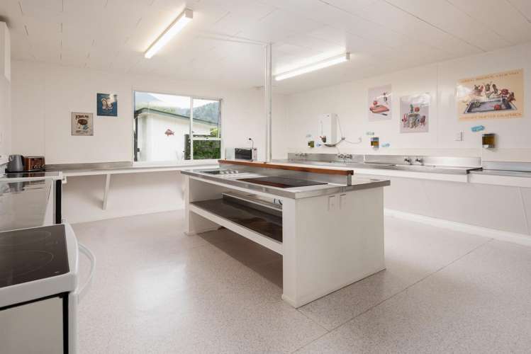 10 Beach Road Picton_17