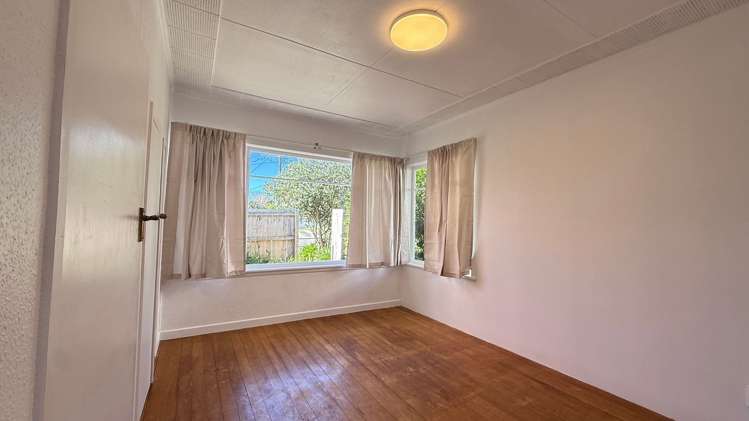 49 Evans Road Glen Eden_7