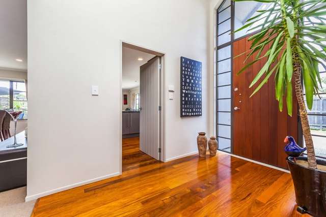 12 Kalmore Place Flat Bush_2