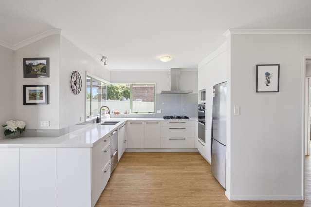 37 RIVERSIDE DRIVE Waiuku_1