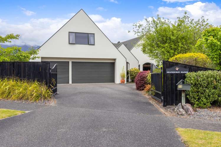 15 Topia Drive_1