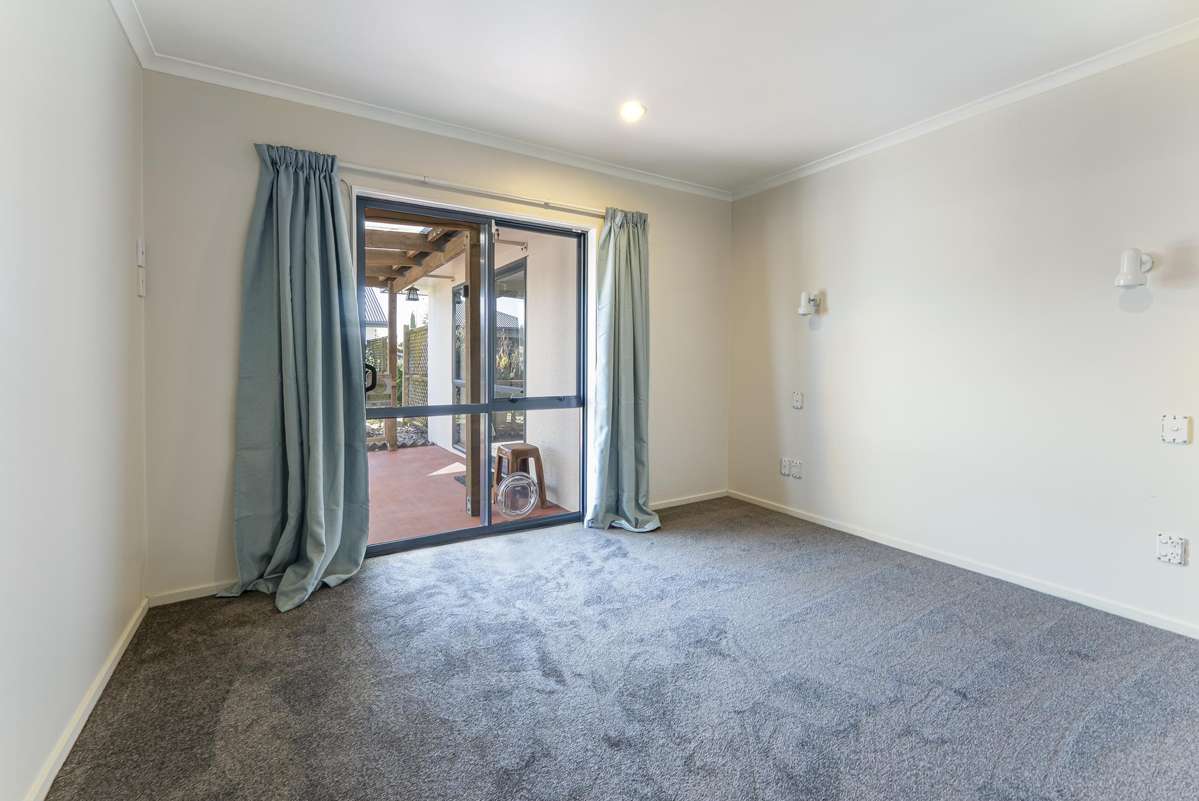 4 Longfields Road_2