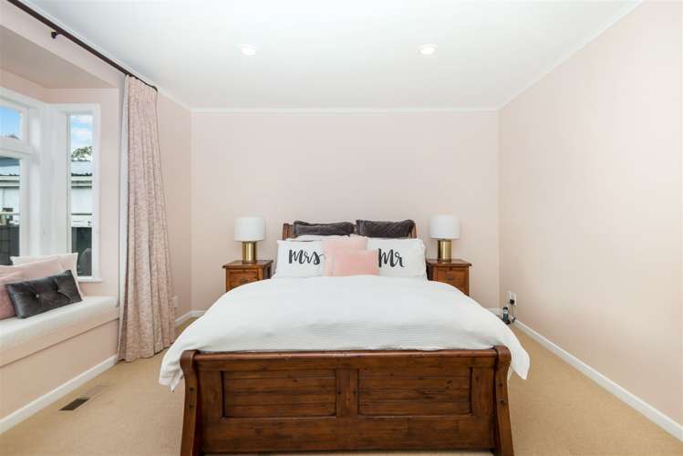 4 Creamer Avenue Belmont_28