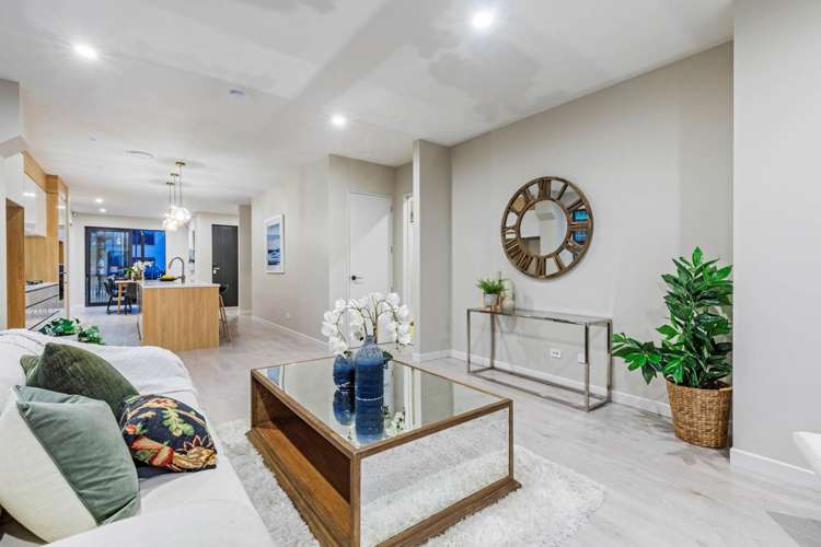 64 Glidepath Road Hobsonville_4