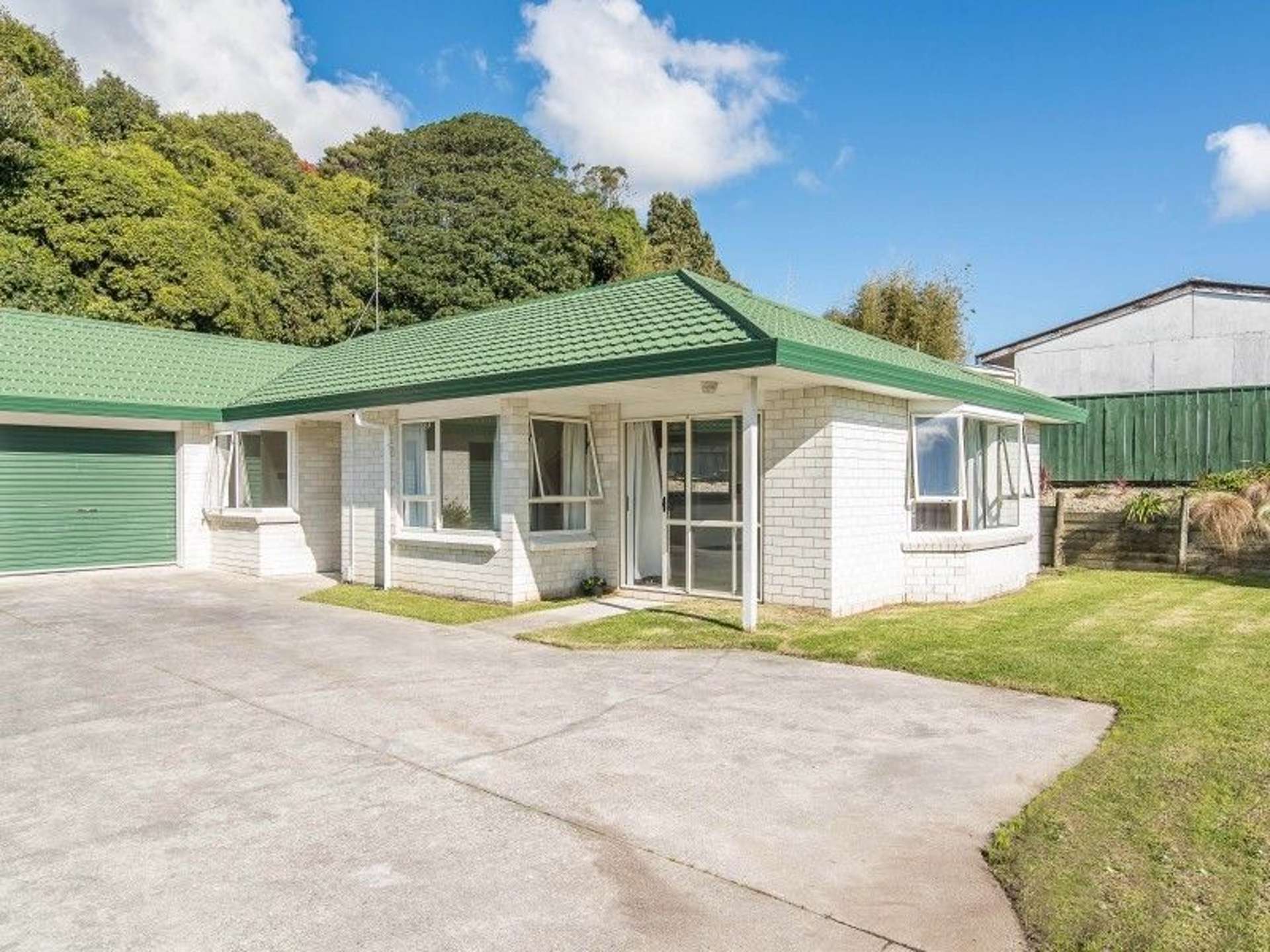 42 Hookway Grove Paraparaumu_0