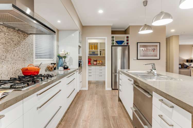 2 Pescara Point Karaka_2