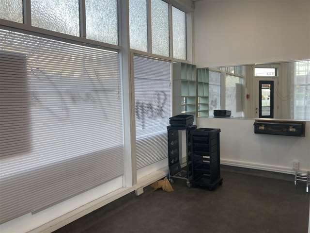 2 and 2A Adelaide Road Mt Cook_1