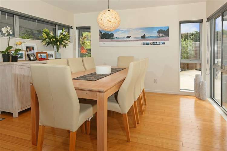 67 Lake Panorama Drive Henderson_11