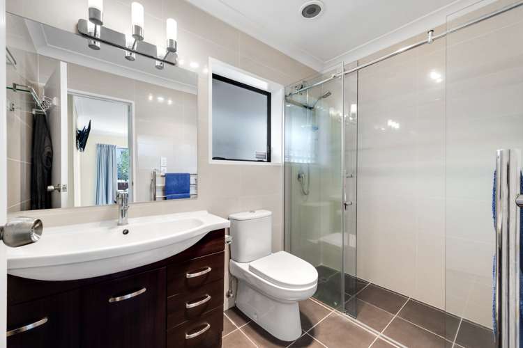 2/39 Dalwhinnie Parade Highland Park_11