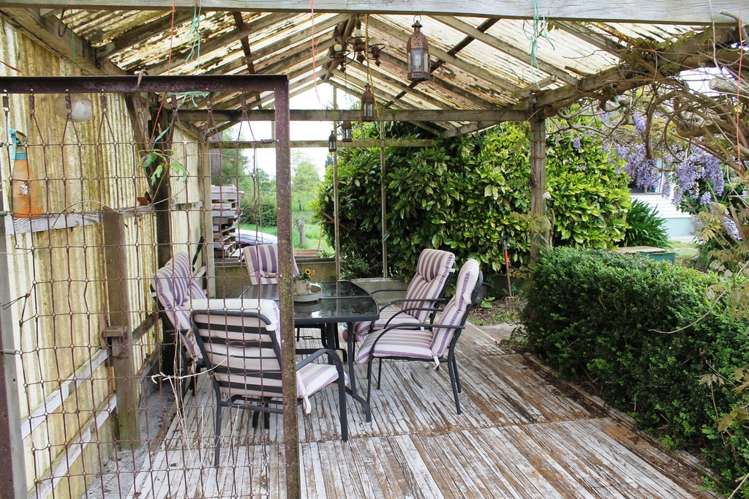 20 Kinloch Road Lichfield_21