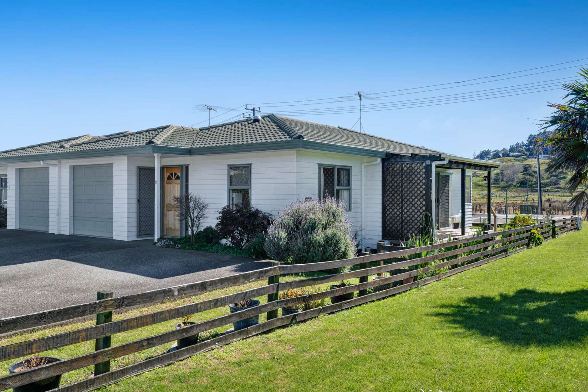 4/12 Miro Street Helensville_0