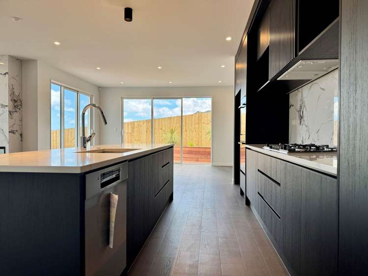 89 Skulander Crescent Millwater_6