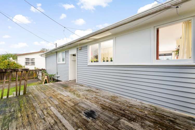 90 Riverpark Crescent Henderson_15