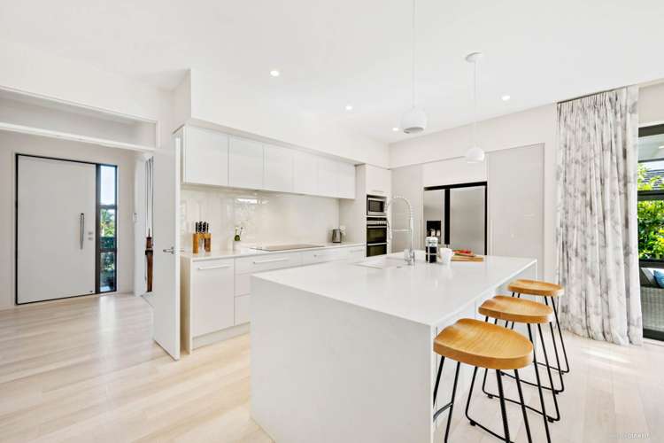 10 Lydiard Place Beachlands_8