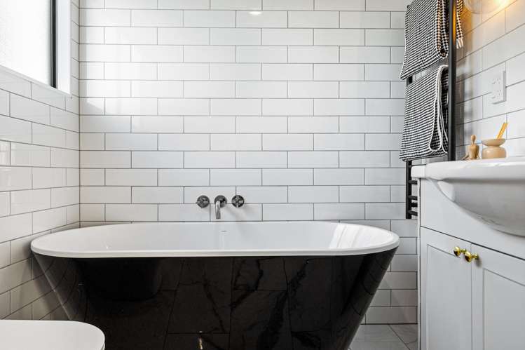 1/31 Eversleigh Road Belmont_13