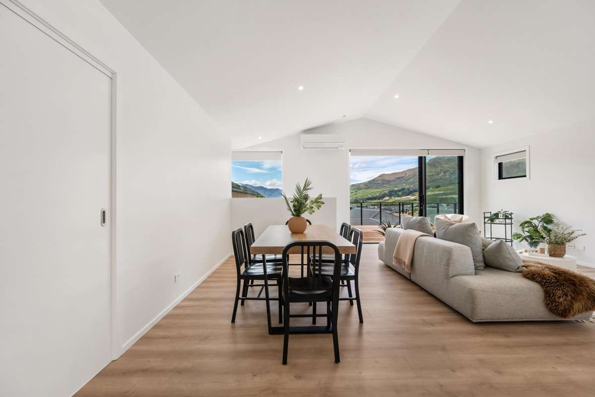 8 Southdown Road, Hanley's Farm_4