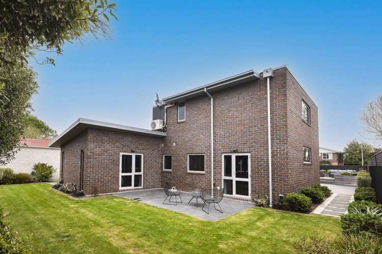 6 Lodge Place Ilam_19