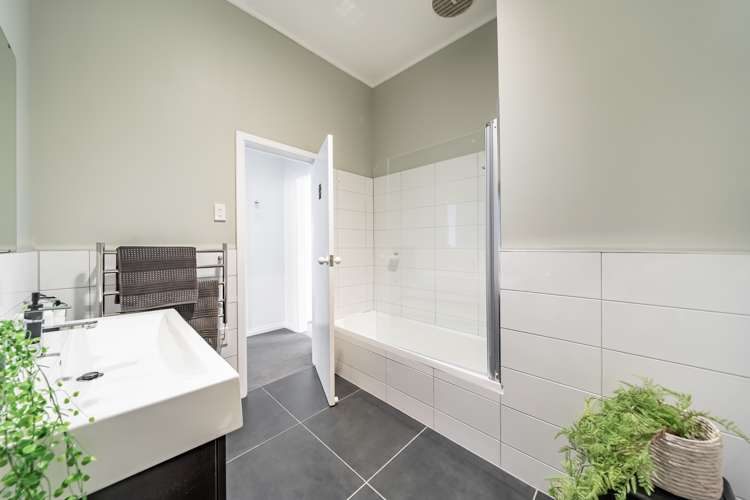 3 Mitchell Street Epuni_17