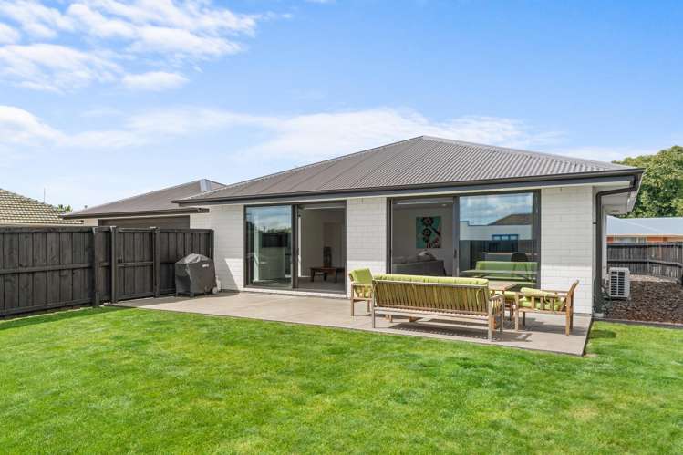 139 Springs Road Hornby_19