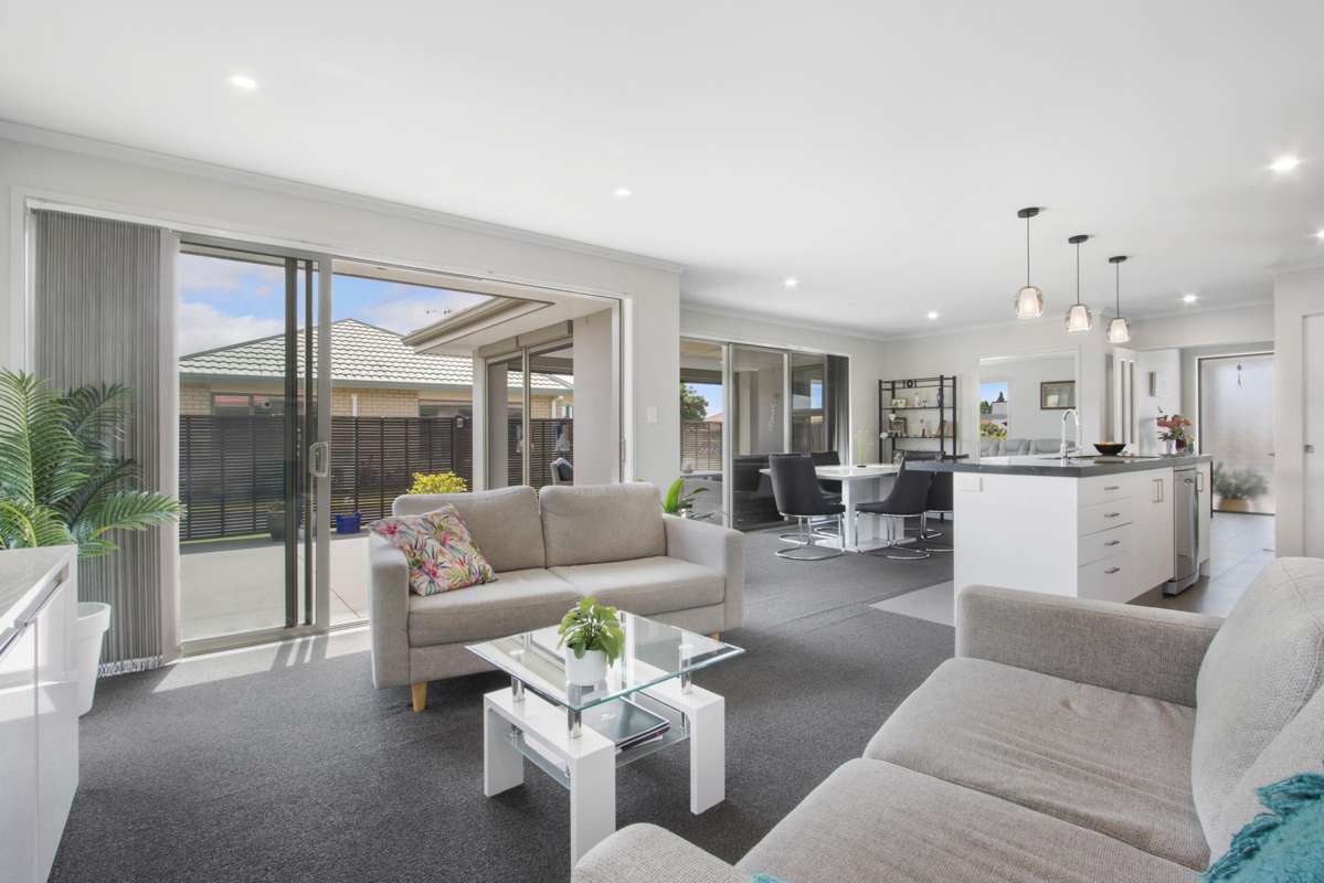 8 Gleneagles Drive_4