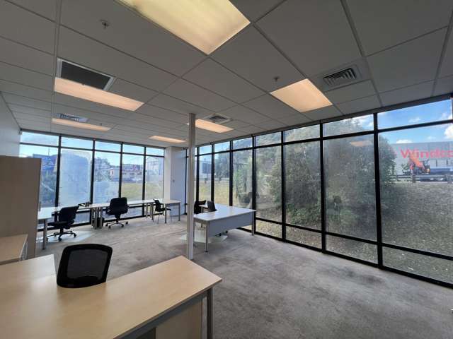 Ground/56 Cawley Street Ellerslie_4
