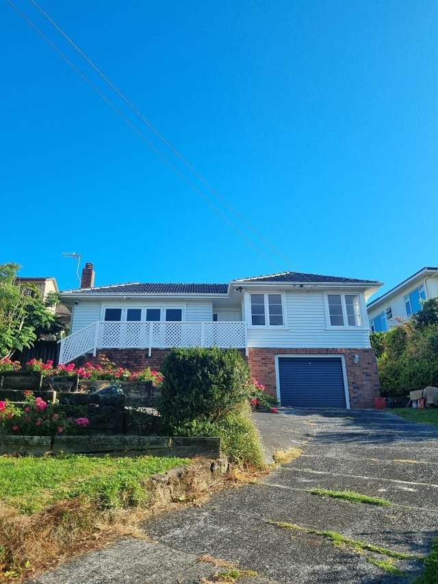 3 bed 2 bath ideal location with beautiful garden