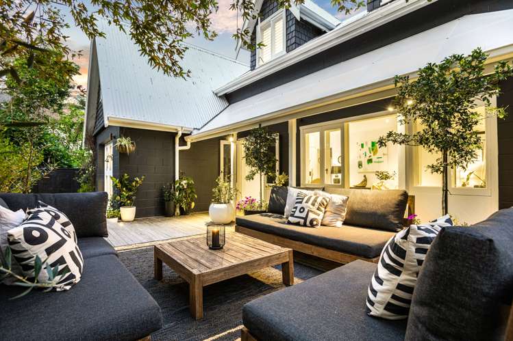 32 Russell Street Stanley Point_0